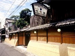 �G�[�X�i�s�a�F�����O